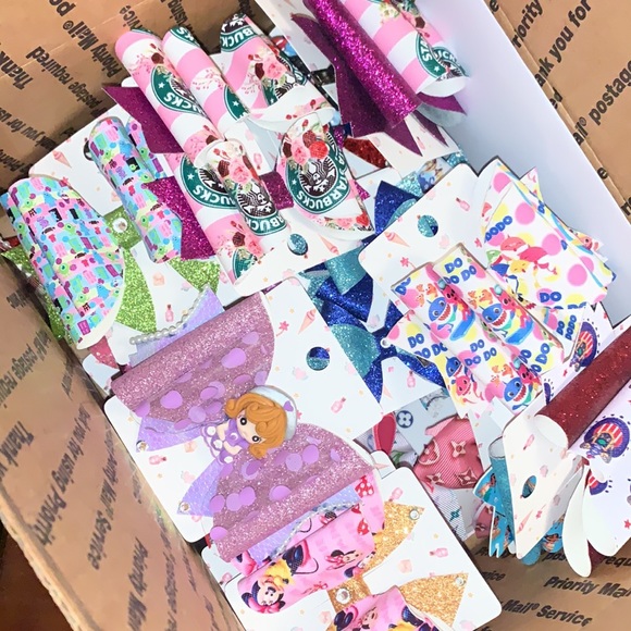 Bows - Picture 2 of 7